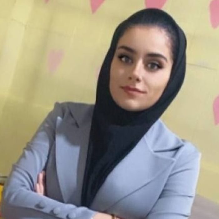 سارا صادقی مربی پیش دبستانی